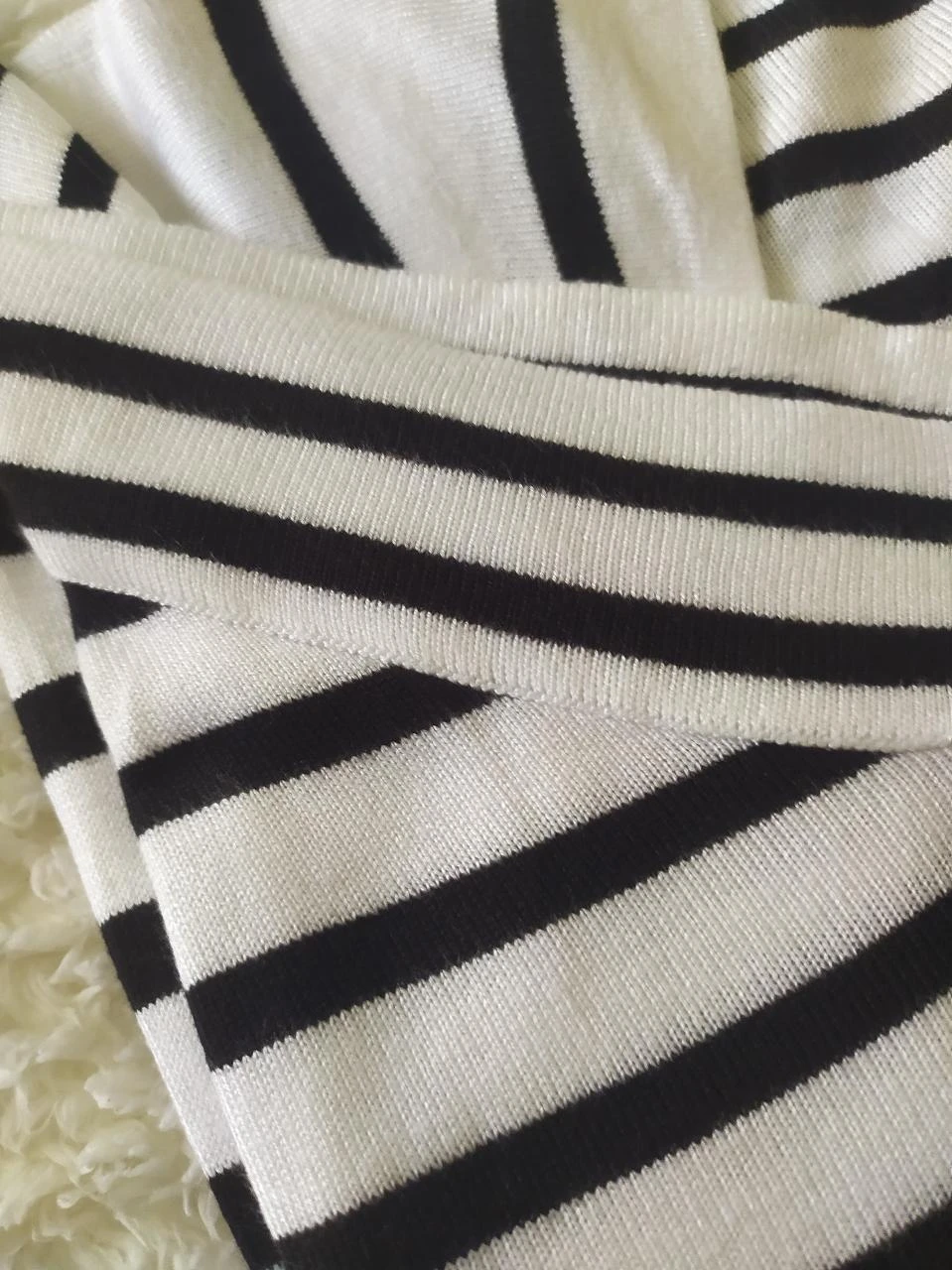 Breton Orsay L Pull rayé à épaules dénudées – photo 14